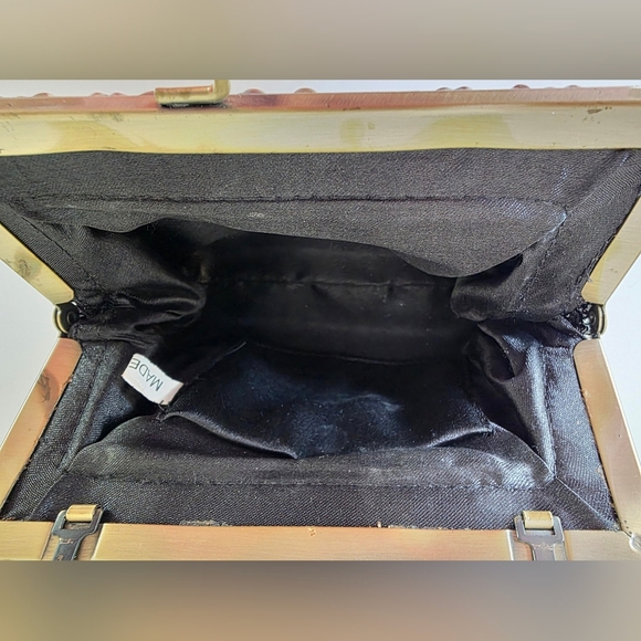 Vintage Inspired Black & Gold Kisslock Evening Bag- Crossbody/Clutch - Picture 11 of 11